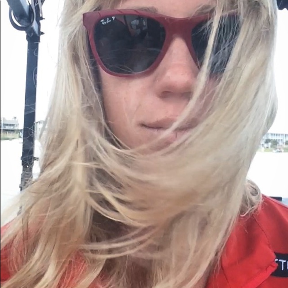 Meet your Posher, Jennifer